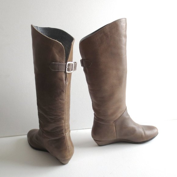 Steve Madden Tall Tan Knee High Flat Riding Boots - Picture 2 of 13
